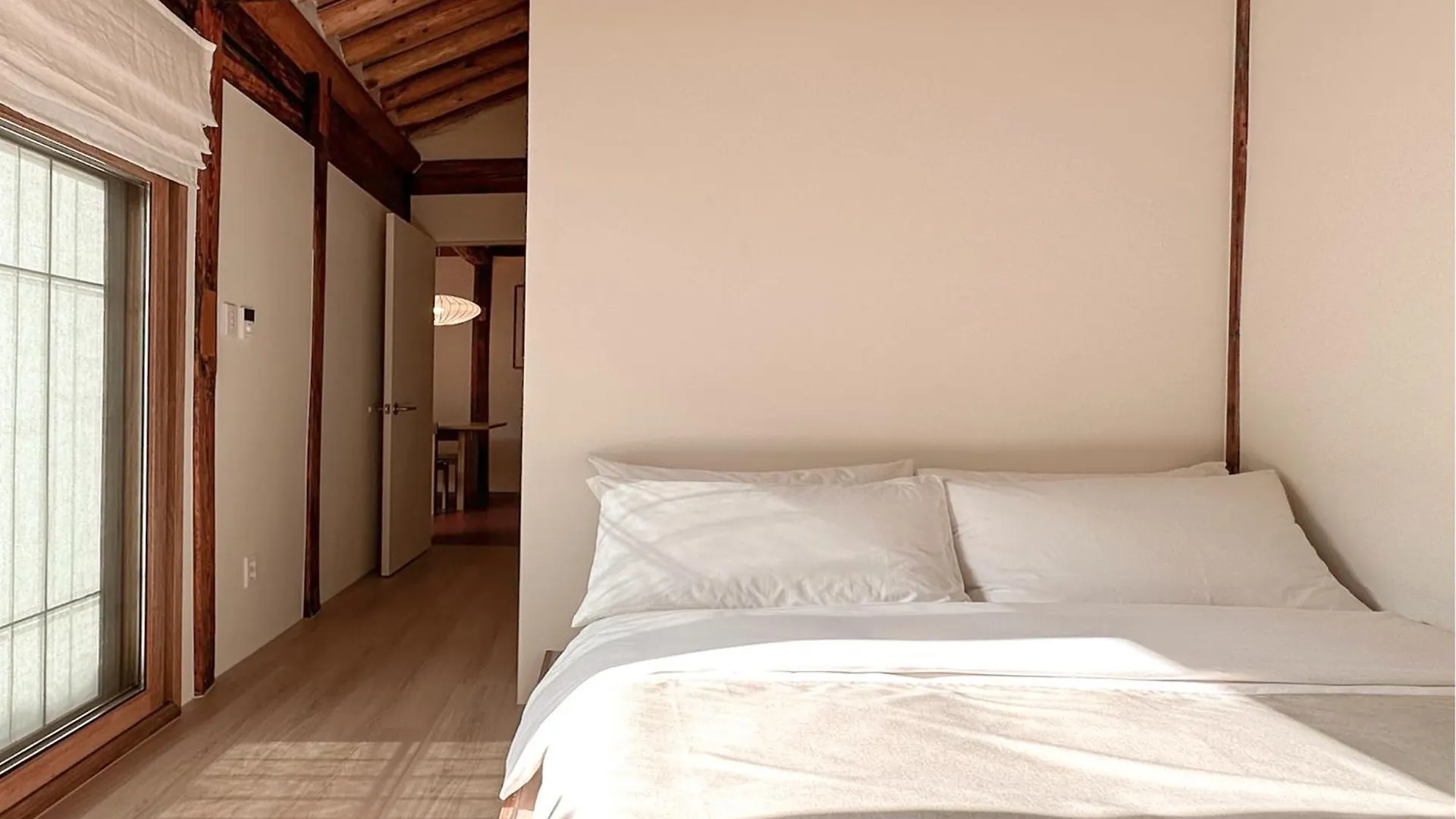 Apartment Staymoire Entire Hanok - Central Of Seoul
