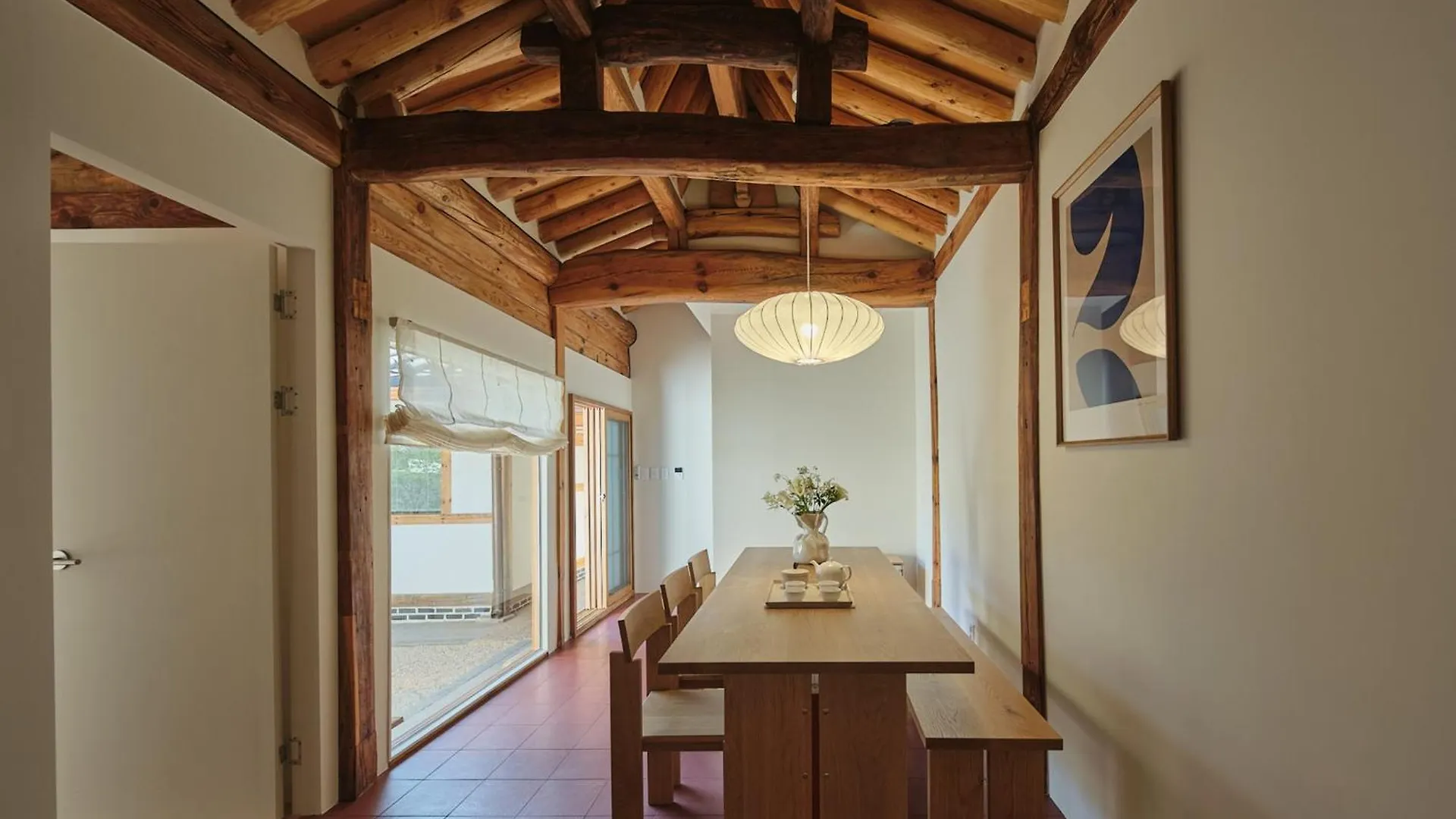Apartment Staymoire Entire Hanok - Central Of Seoul
