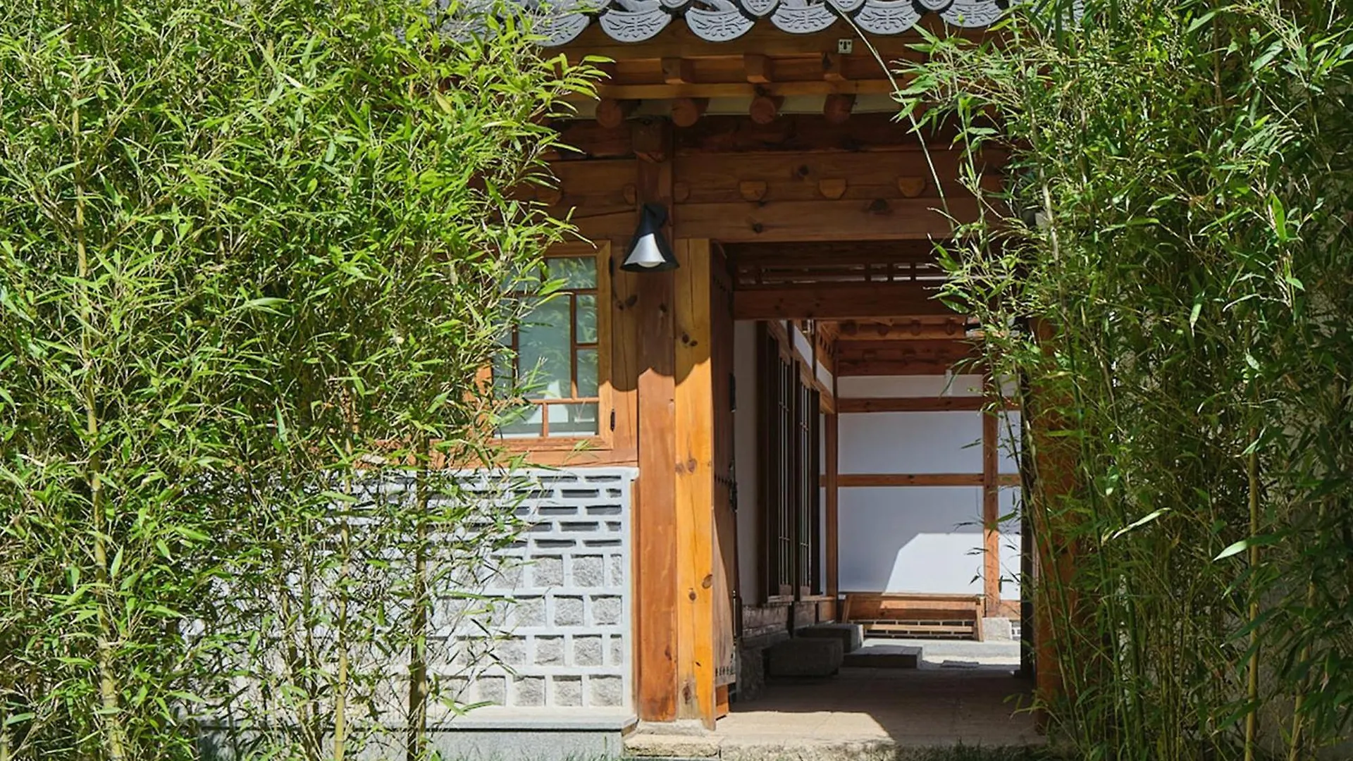 Apartment Staymoire Entire Hanok - Central Of Seoul South Korea