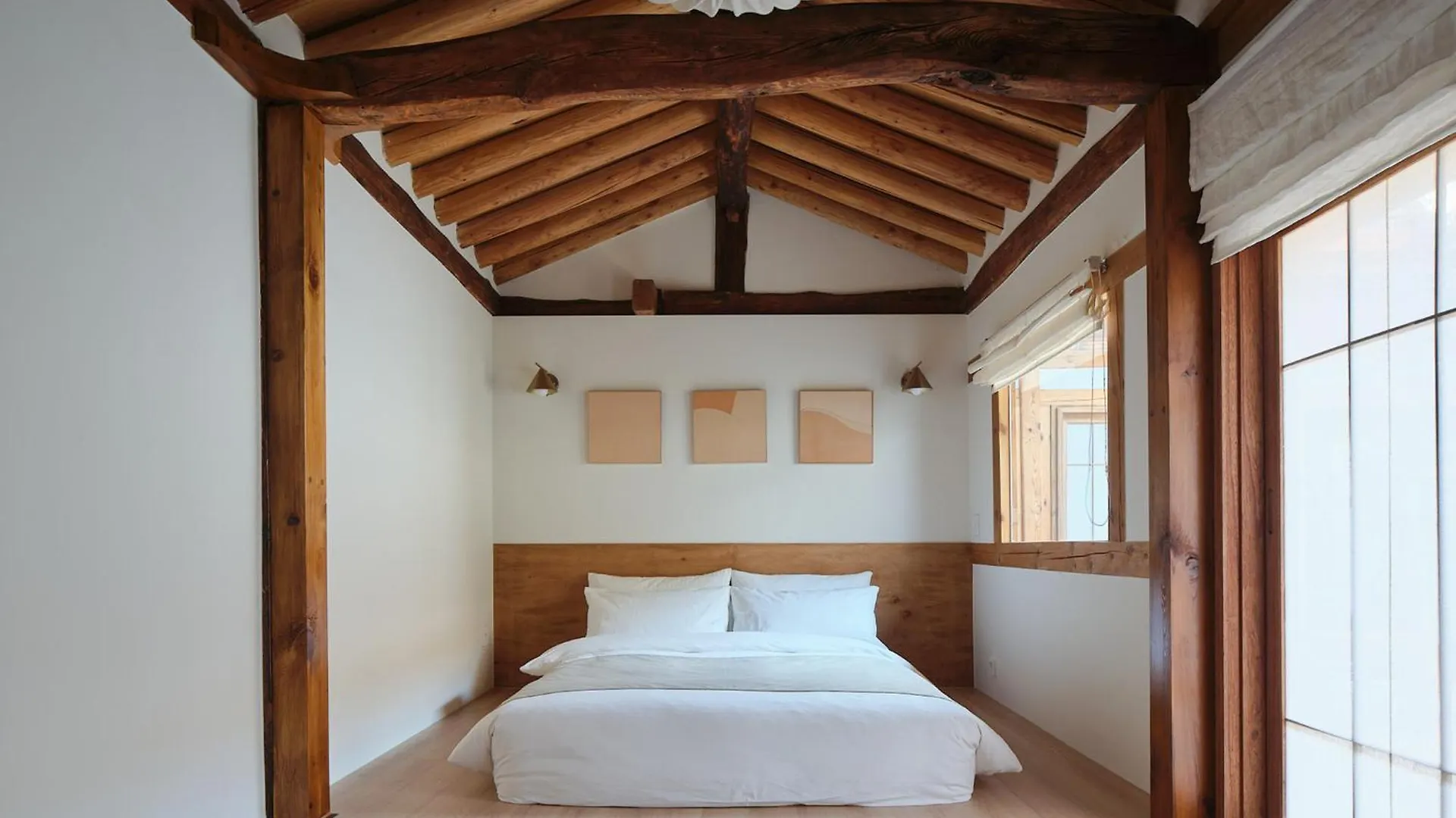 Apartment Staymoire Entire Hanok - Central Of Seoul